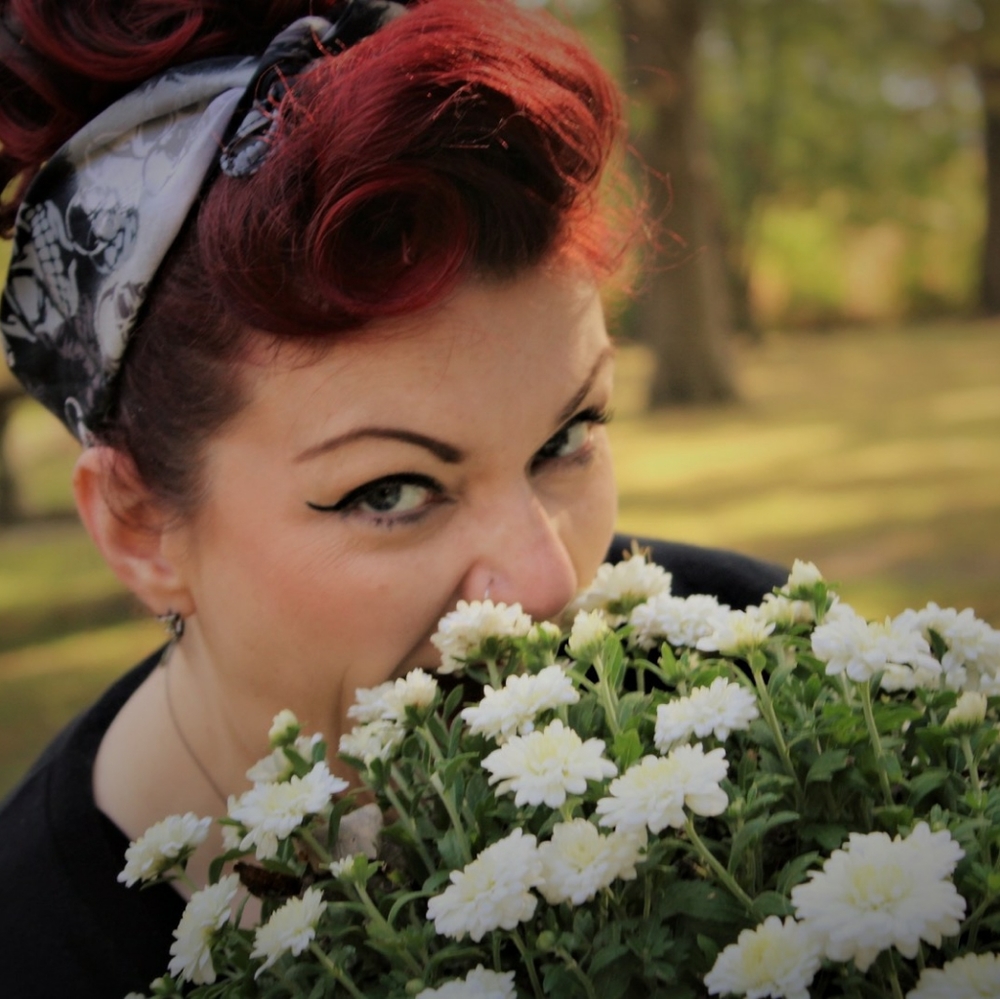 Meet your Posher, Cher